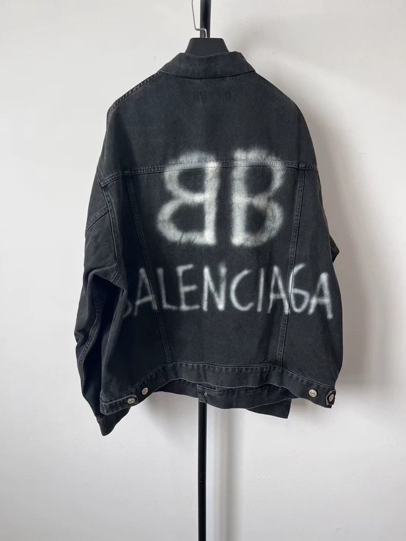 Balenciaga Balenciaga Double B Graffiti Denim Jacket - dmc Size US S / EU 44-46 / 1 - 1 Thumbnail
