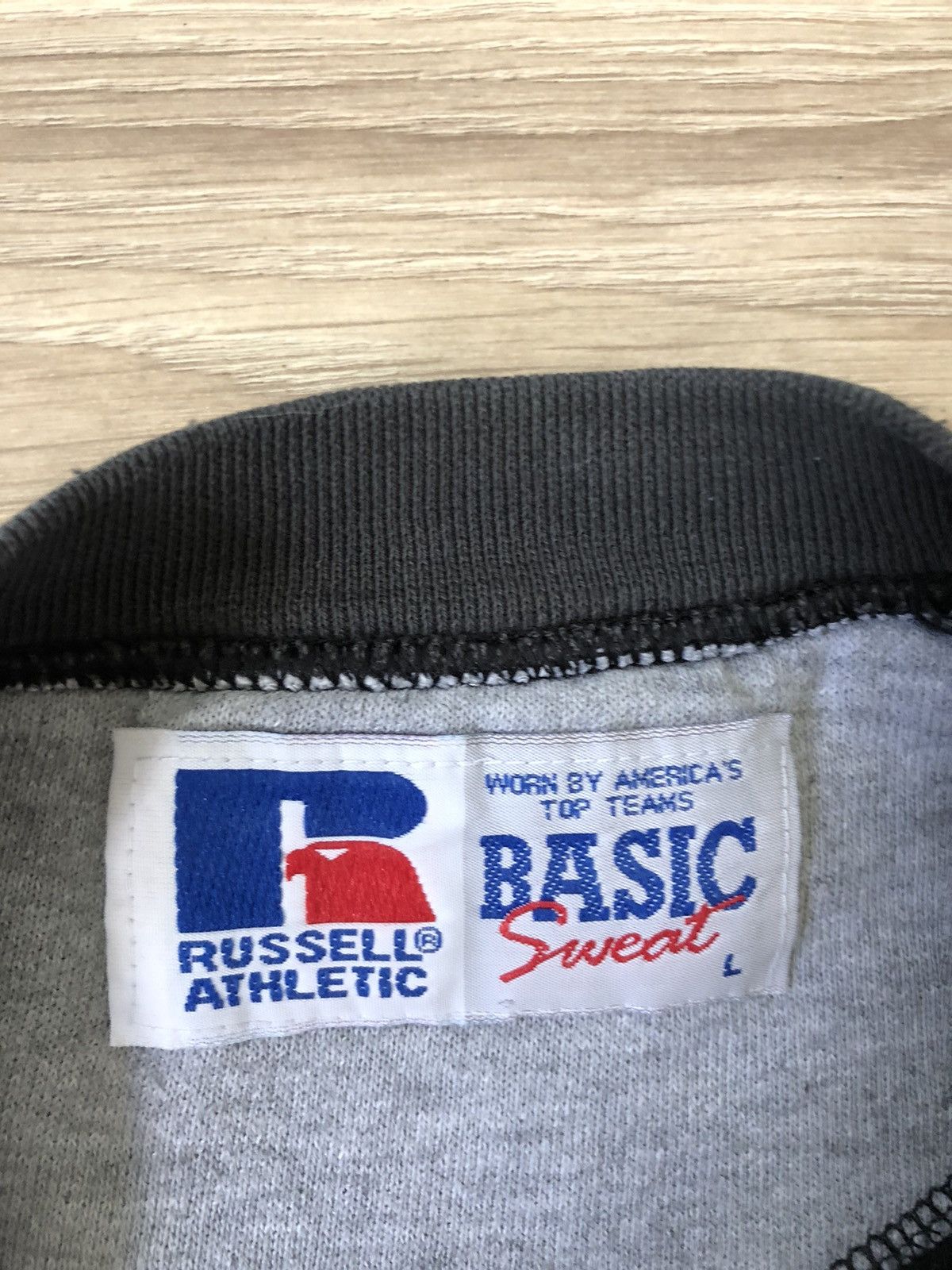 Russell Athletic Vintage Russell Athletic White Sox Baseball Faded Sweatshirt Size US L / EU 52-54 / 3 - 7 Thumbnail