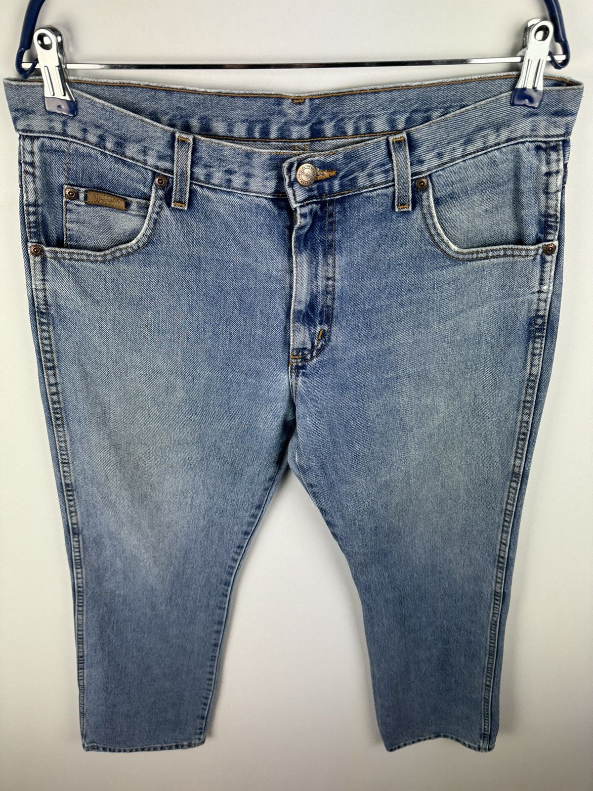 Vintage Essential Wrangler Regular Fit Light Wash Cotton Denim Jeans Size US 32 / EU 48 - 3 Thumbnail