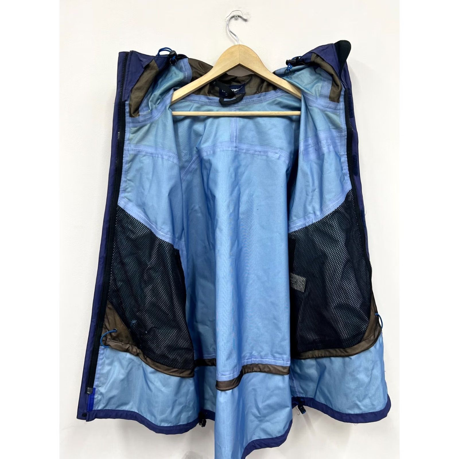 Berghaus VINTAGE Berghaus Jacket Men 2XL Blue Hooded Gore-Tex XCR Coat Size US XXL / EU 58 / 5 - 7 Thumbnail