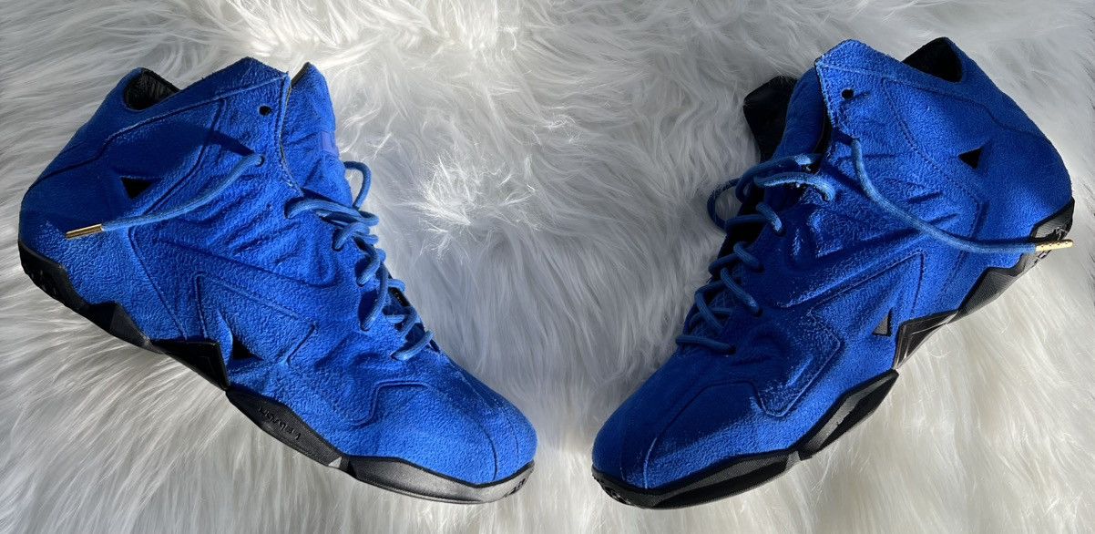 Nike LeBron 11 EXT Suede QS Game Royal 2014 Size US 9 / EU 42 - 2 Thumbnail