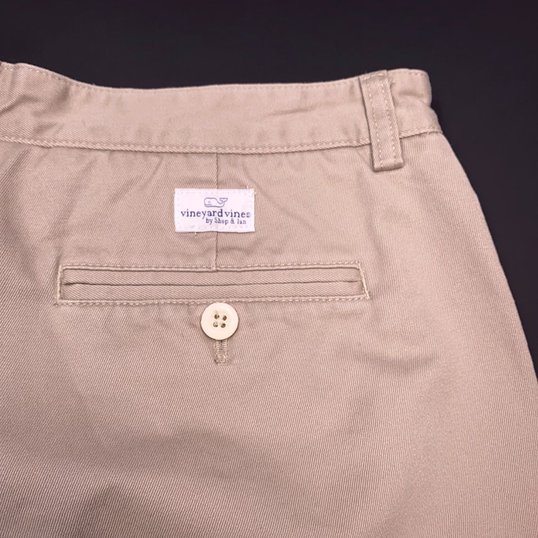 Vineyard Vines Vineyard Vines Mens Shorts 32 Khaki Flat Front Chino Breathable Pockets Logo Regular Waist 32 Brown 100% Cotton Summer Spring Fall Knit Vintage No N/A Size US 32 / EU 48 - 3 Thumbnail