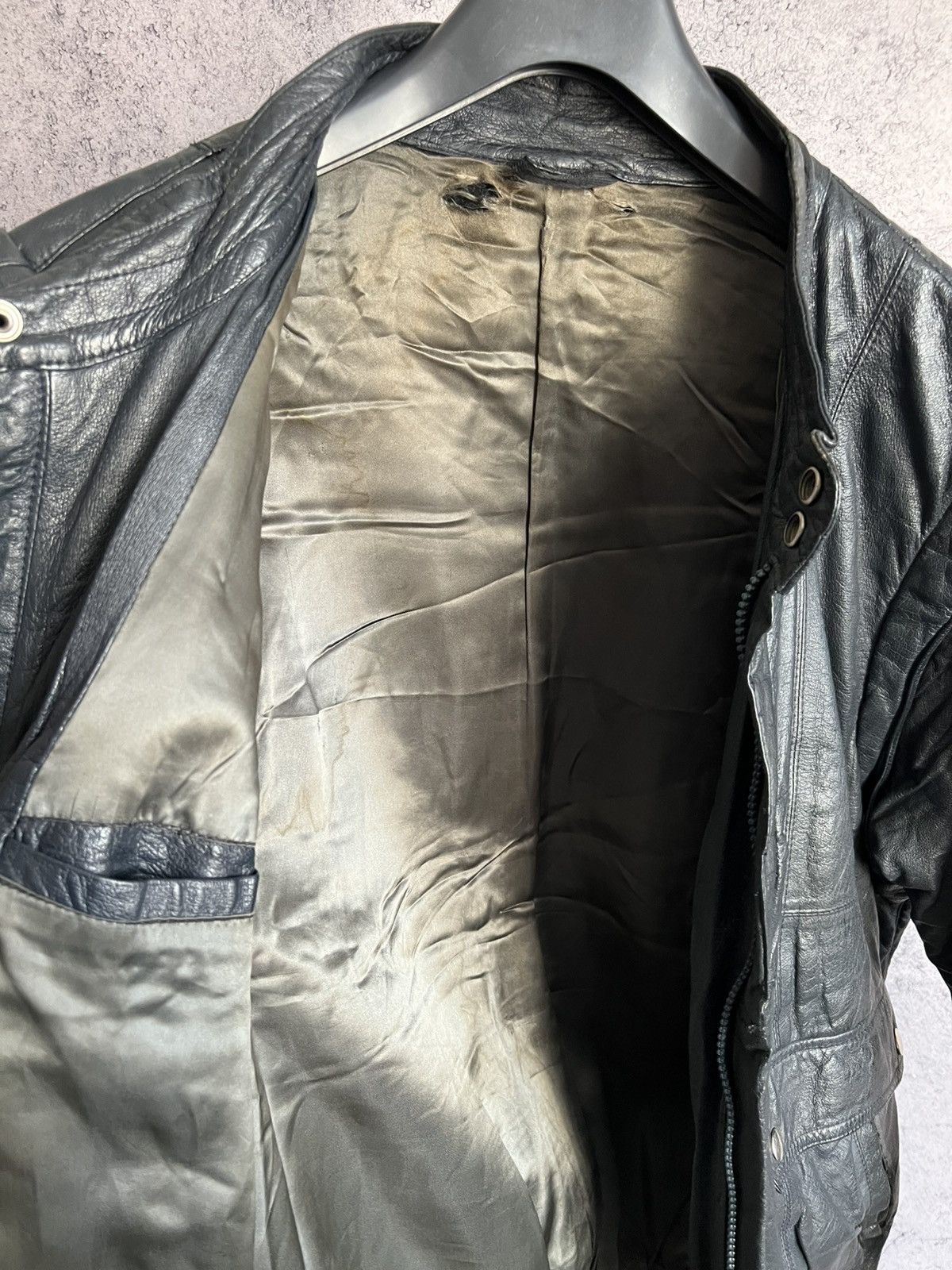 Genuine Leather Vintage Genuine Leather Bomber Jacket 90s Transformer Vest Size US L / EU 52-54 / 3 - 13 Thumbnail