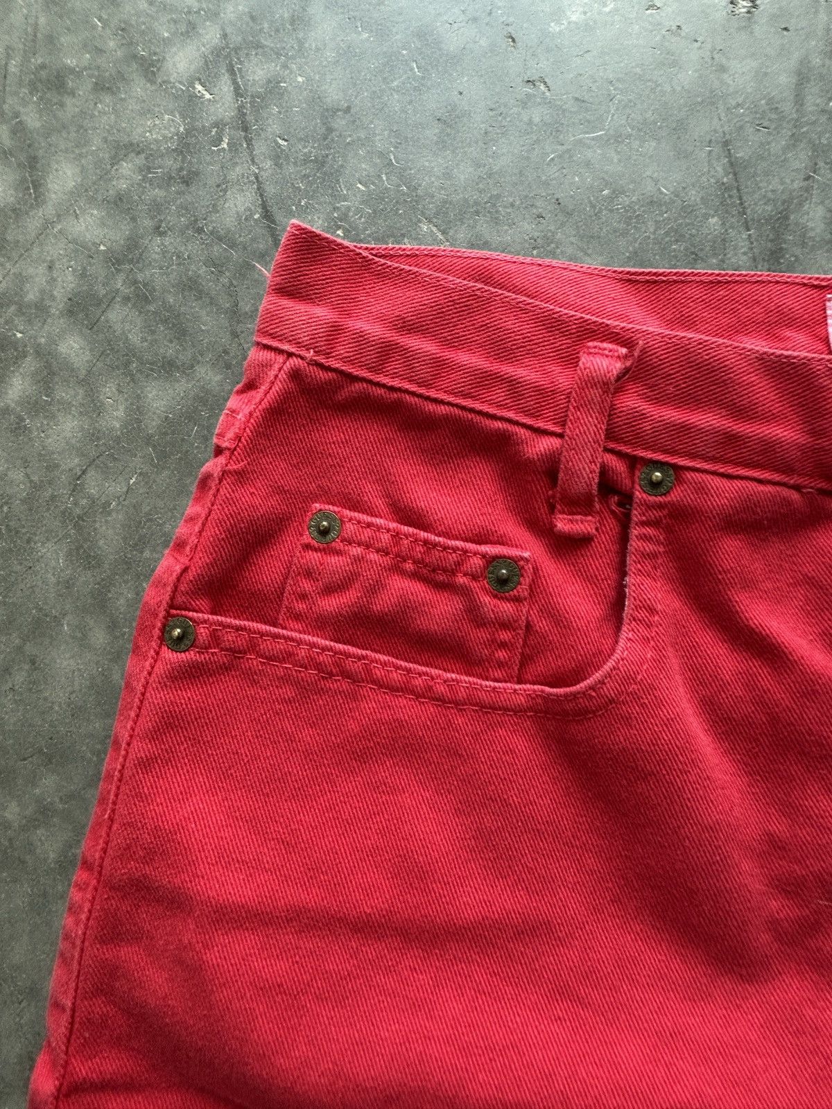 Guess × Vintage Vintage 90s Guess Red Denim Jean Shorts Size US 28 / EU 44 - 4 Thumbnail