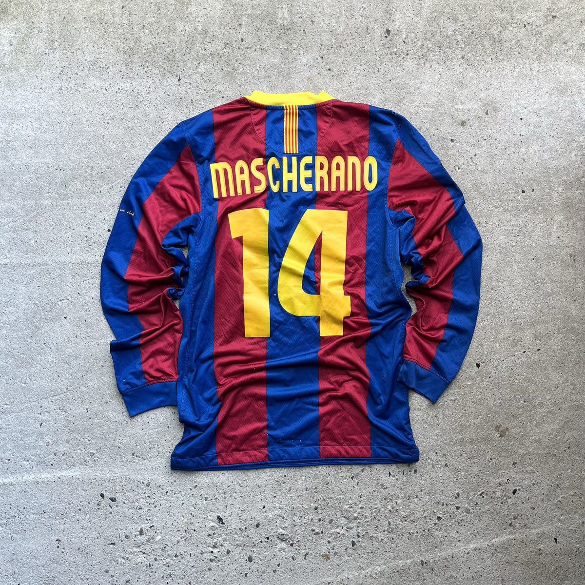 image of Nike Fc Barcelona 2010/11 Mascherano Home Longsleeve Jersey in Blue, Men's (Size Small)