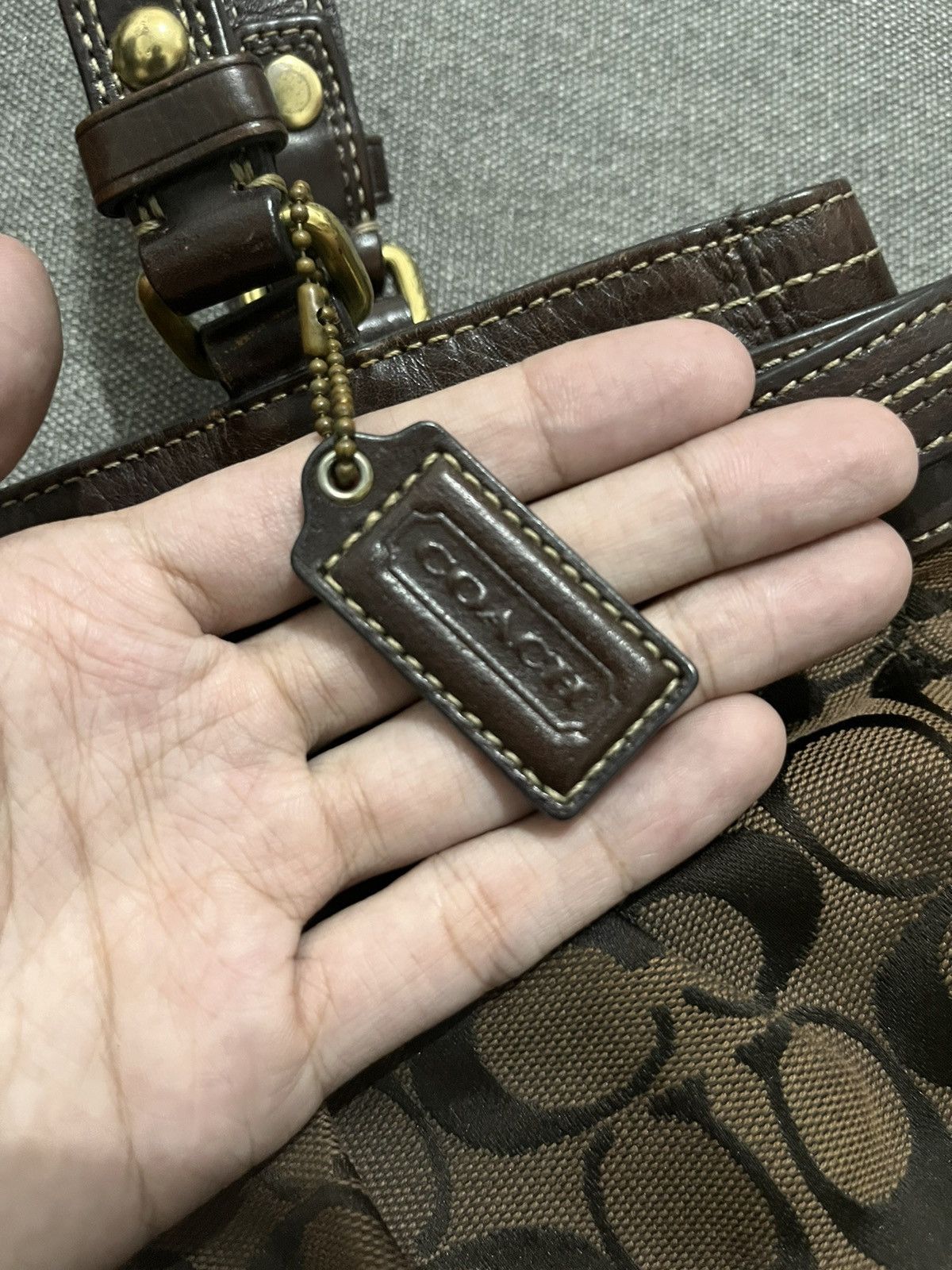 Coach ❌SOLD❌Vtg’ Coach 2000s shoulder bag🤎 Size ONE SIZE - 3 Thumbnail
