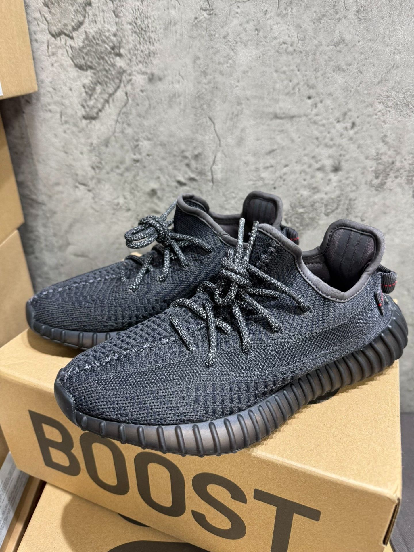 Adidas Adidas YEEZY350 Black Lowtop Sneakers 35 Men Size US 5 / EU 37 - 1 Thumbnail