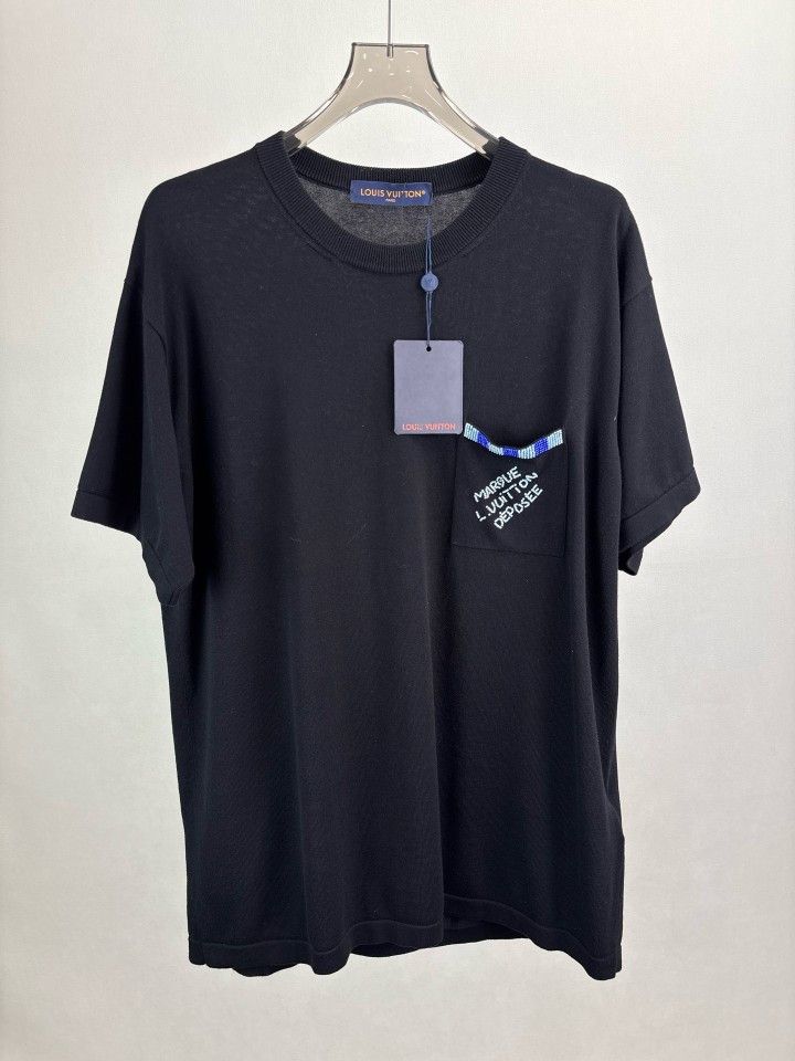Louis Vuitton Louis Vuitton Logo Short Sleeve T-Shirt Size XL Size US XL / EU 56 / 4 - 1 Thumbnail