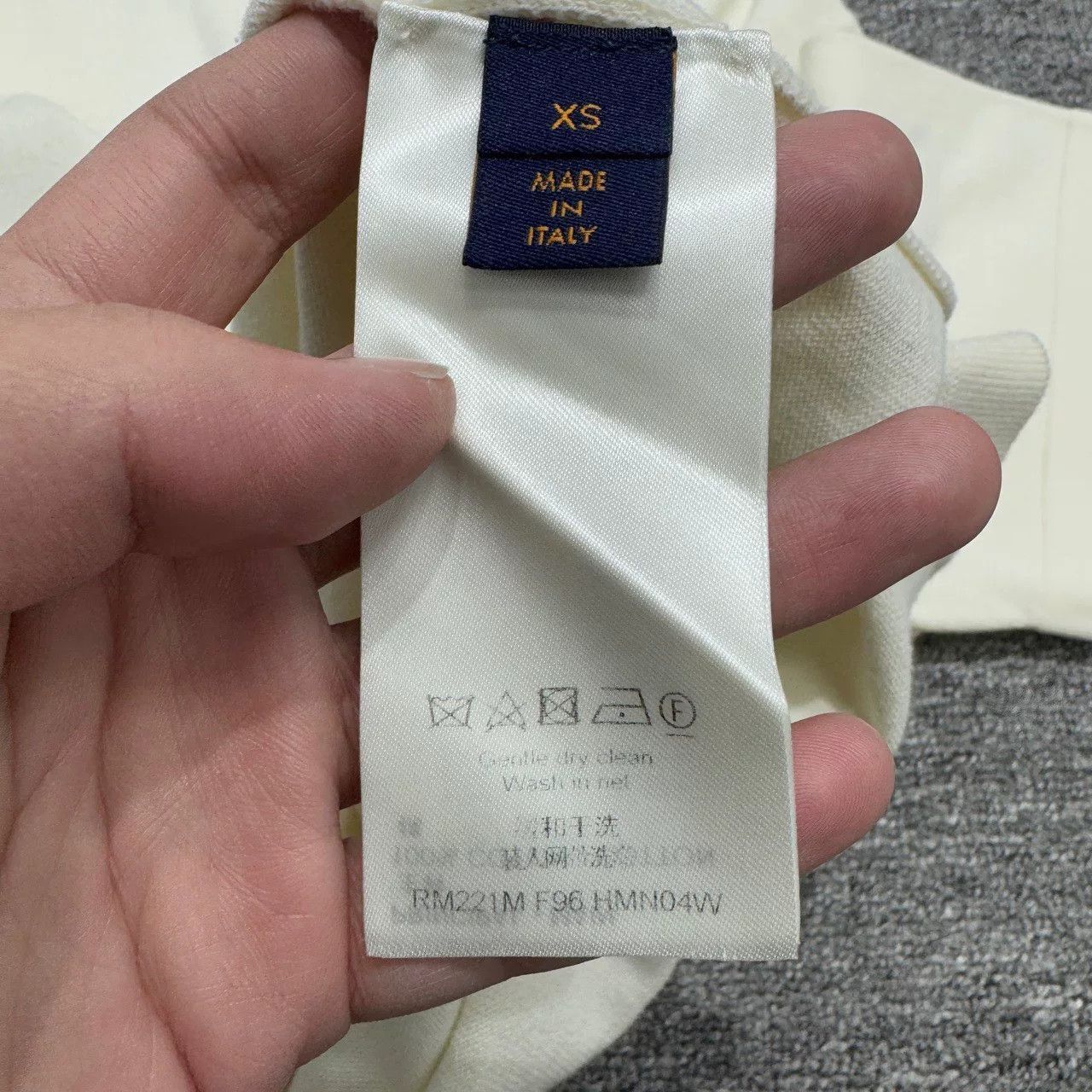 Louis Vuitton louis vuitton nigo short sleeve knit shirt. Size US XS / EU 42 / 0 - 4 Thumbnail