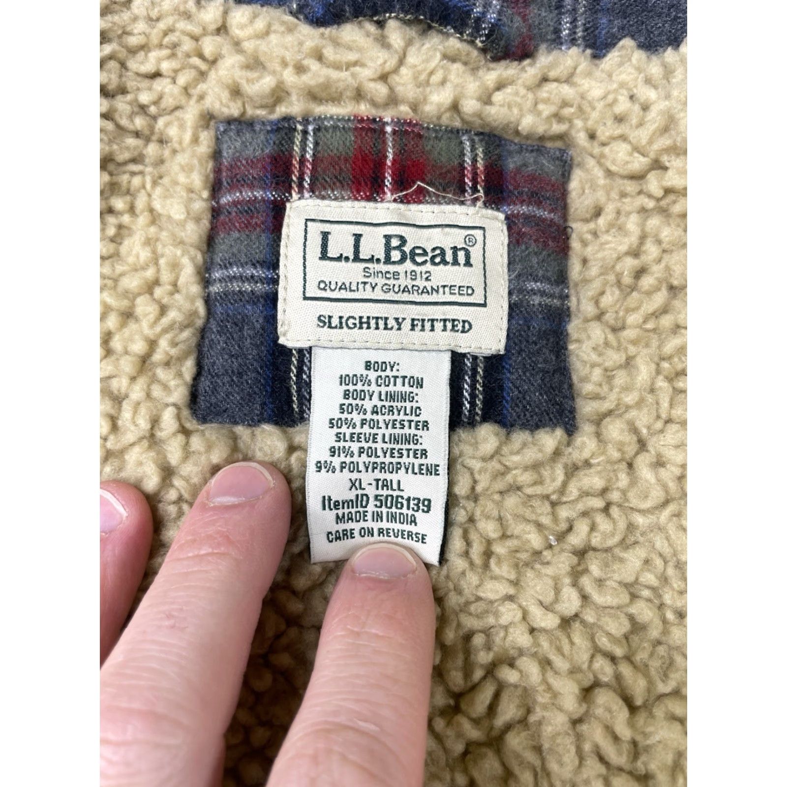 Vintage VINTAGEL.L. Bean Flannel Shirt Mens XLT Sherpa Lined Plaid Shacket Snap Size US XL / EU 56 / 4 - 2 Thumbnail