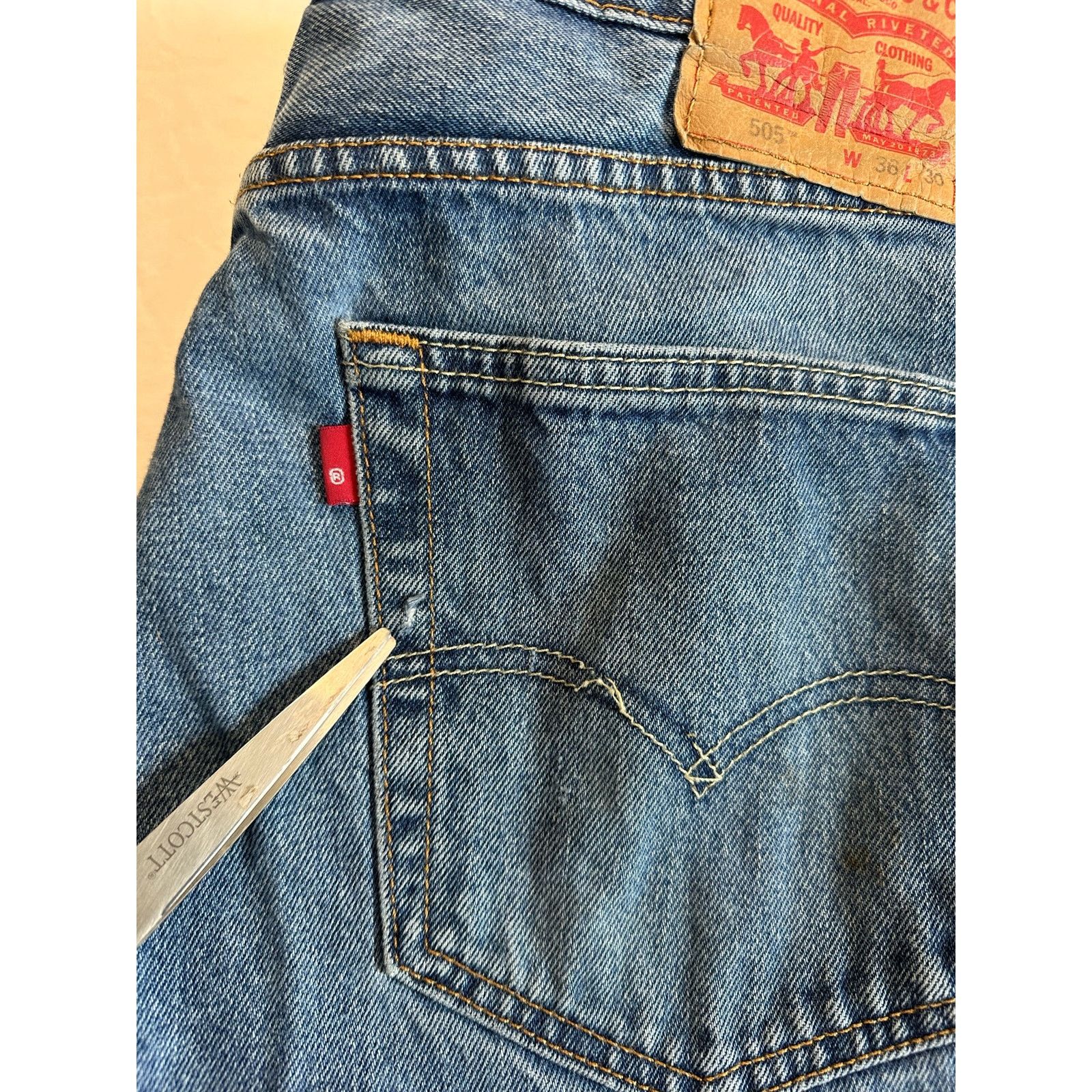 Levi's Levis 505 Blue Jeans 36x30 Straight Leg retro Normcore Size US 36 / EU 52 - 17 Thumbnail
