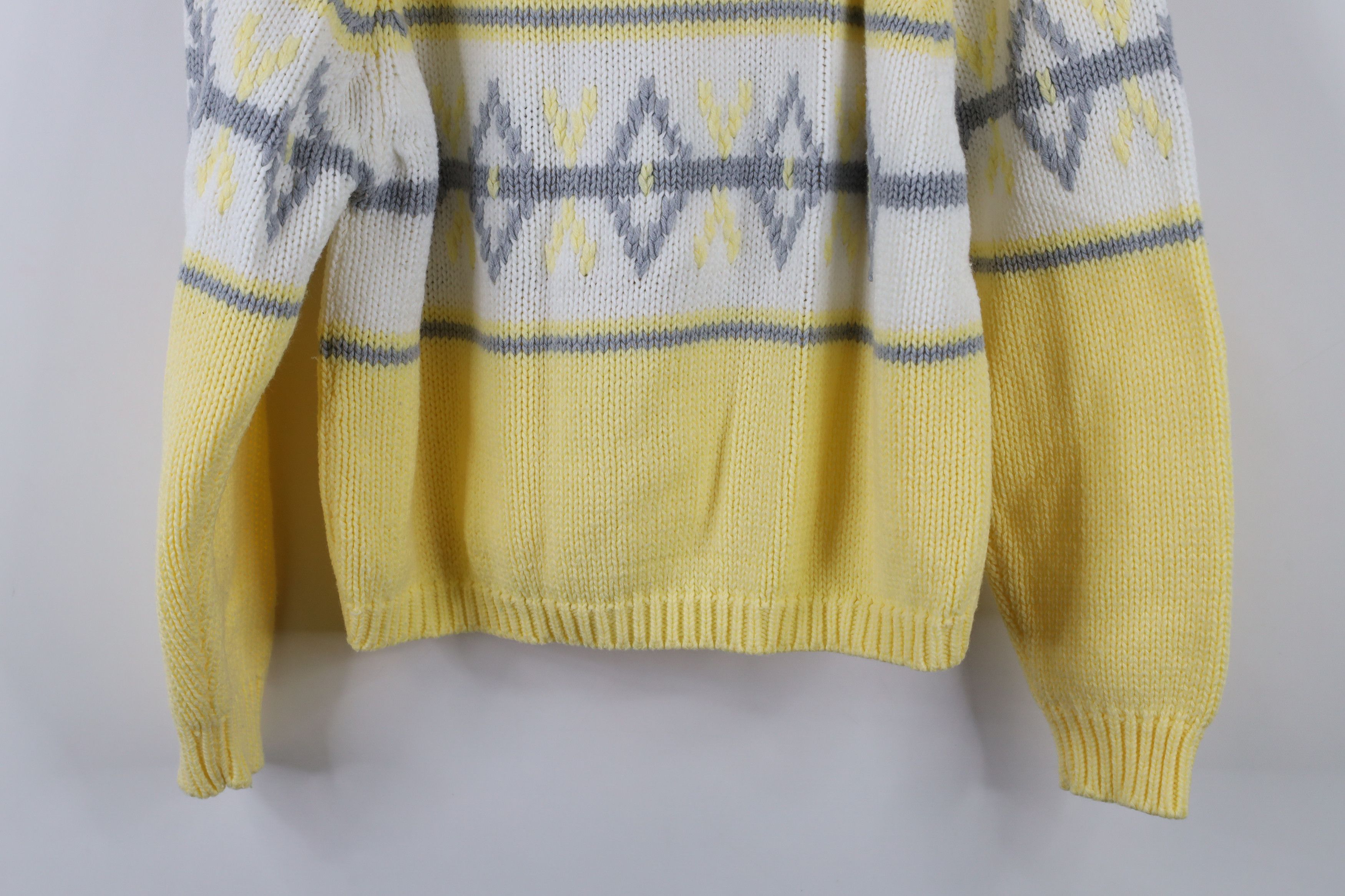 Vintage Vintage 90s Streetwear Argyle Diamond Chunky Knit Sweater Size L / US 10 / IT 46 - 8 Thumbnail