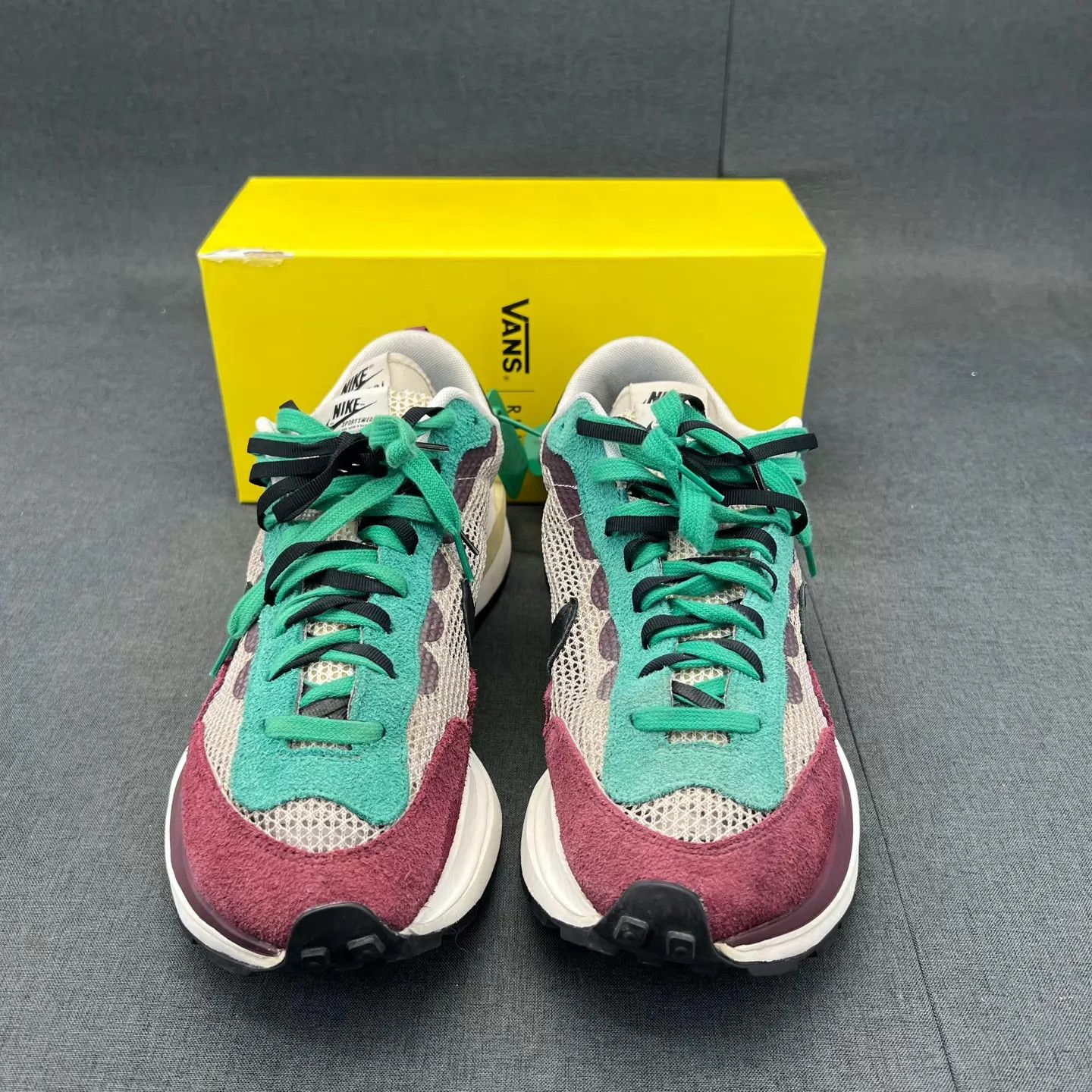 Sacai sacai vaporwaffle burgundy 46 like new original box Size US 13 / EU 46 - 4 Thumbnail