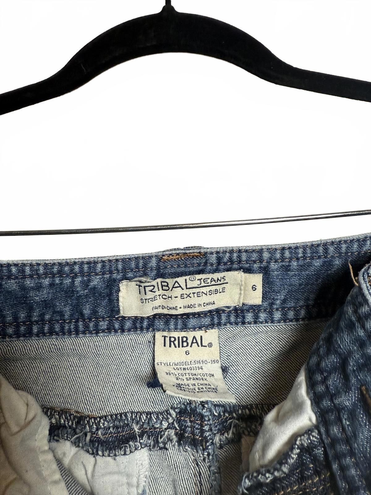 Tribal Streetwear Y2K 2000s Tribal Women's Stretch Denim Bermuda Shorts Size 6 Size 28" / US 6 / IT 42 - 3 Thumbnail
