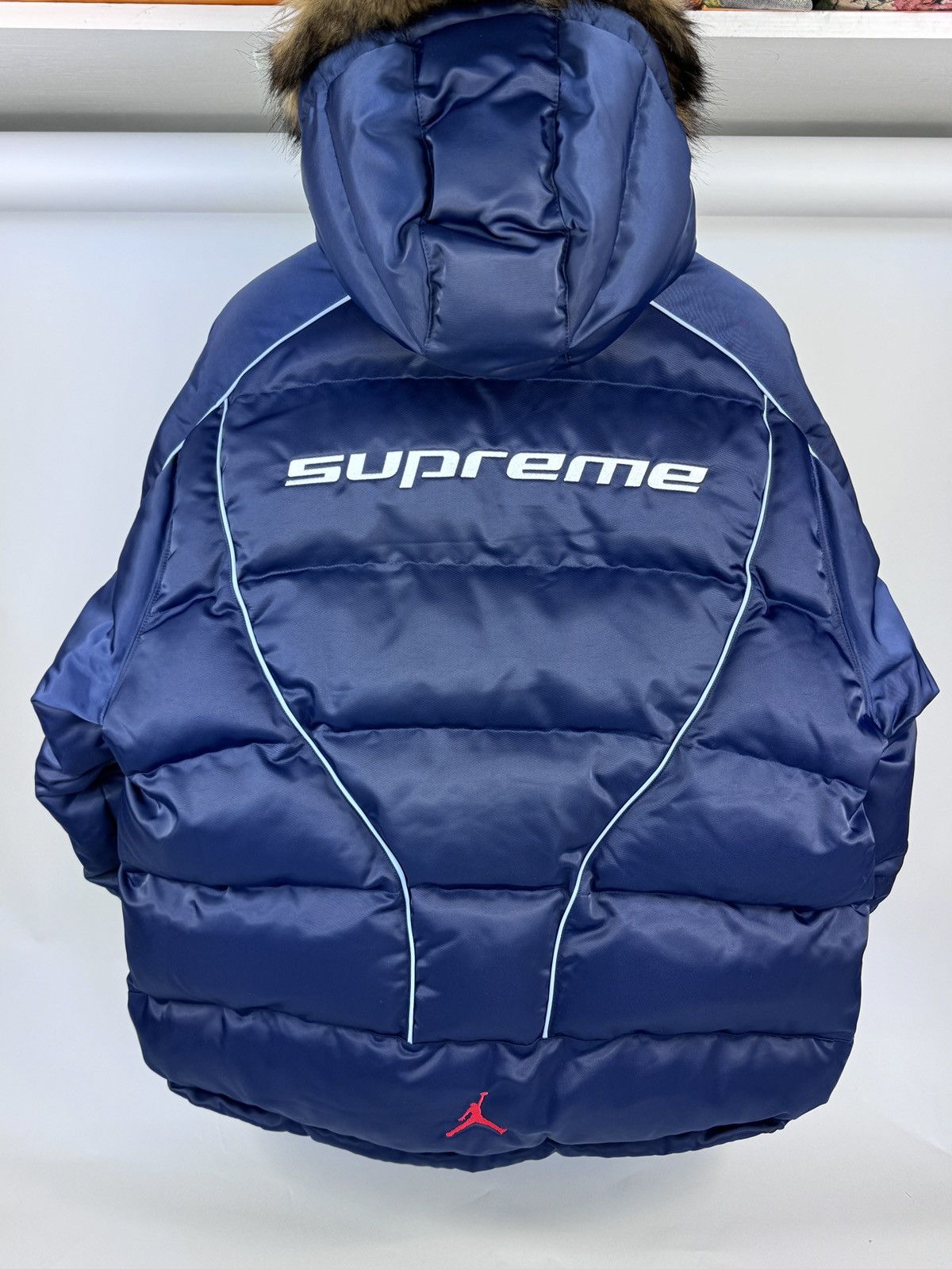 Jordan Brand × Supreme LOGO EMBROIDERED HOODED PUFFER JACKET Size US XL / EU 56 / 4 - 2 Thumbnail