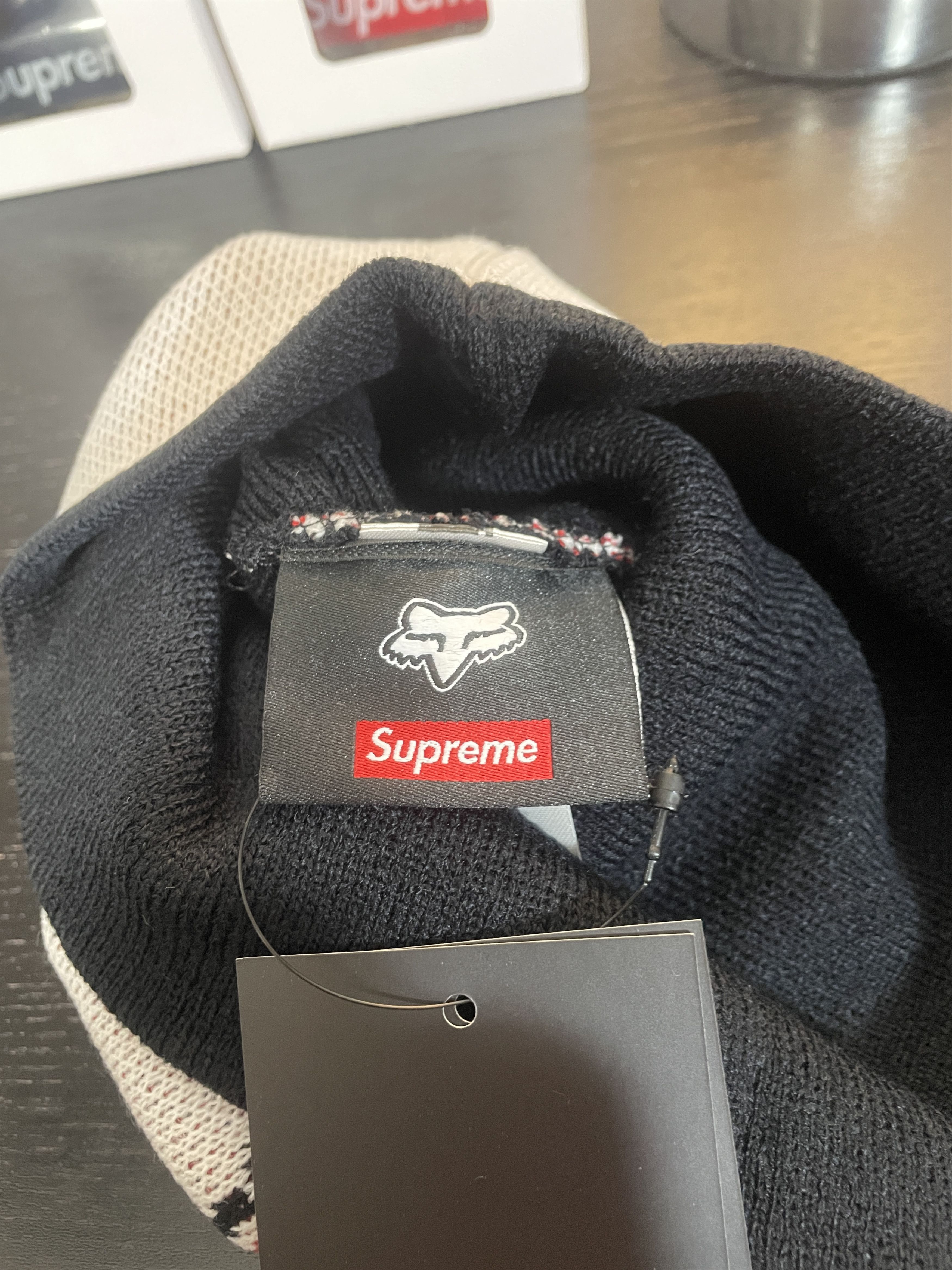 Fox Racing × Supreme BEANIE FW25 Size ONE SIZE - 5 Thumbnail