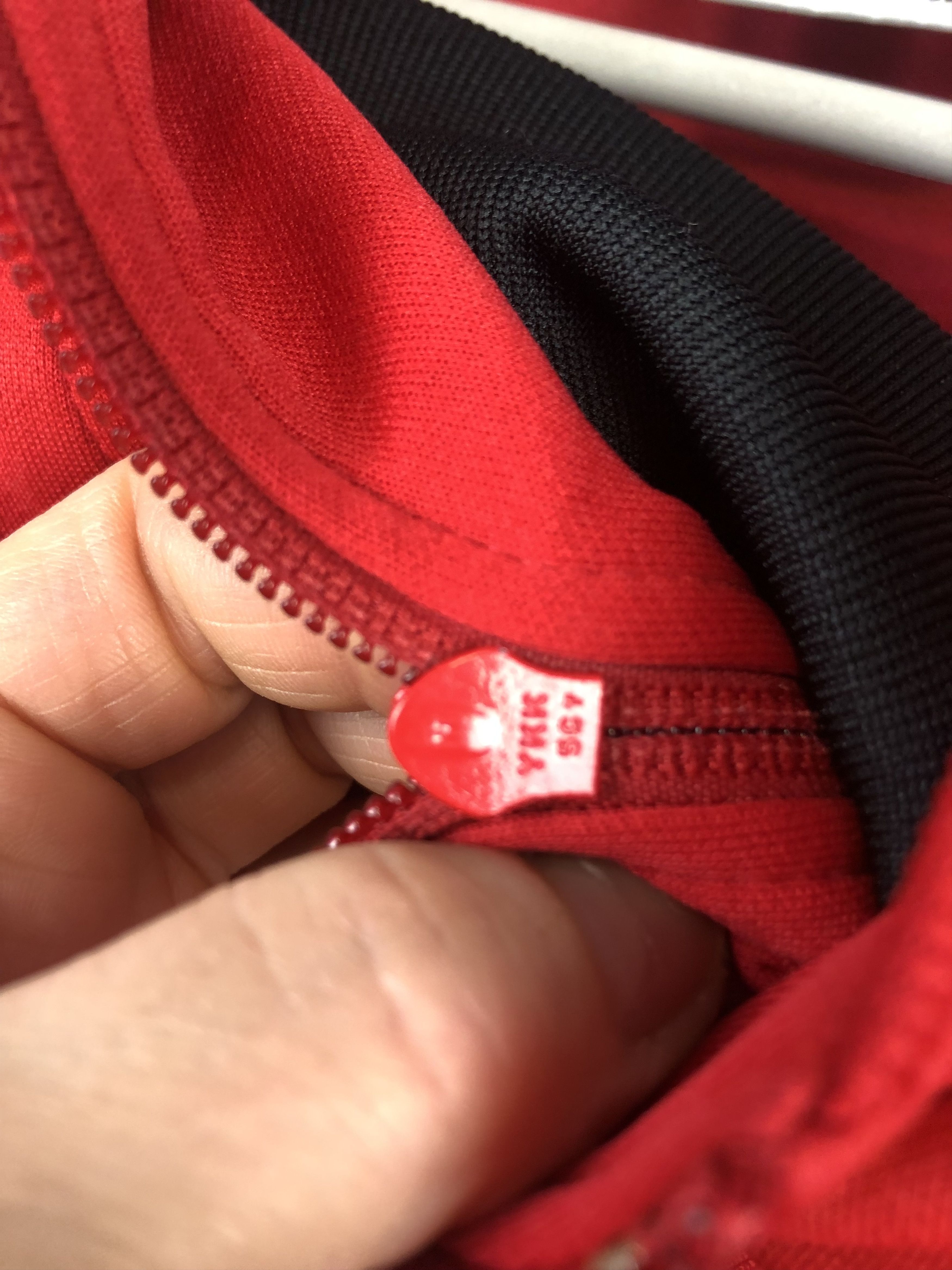 Nike Vintage Nike Sweatshirt Big Swoosh Rare Red Hype Size US M / EU 48-50 / 2 - 6 Thumbnail