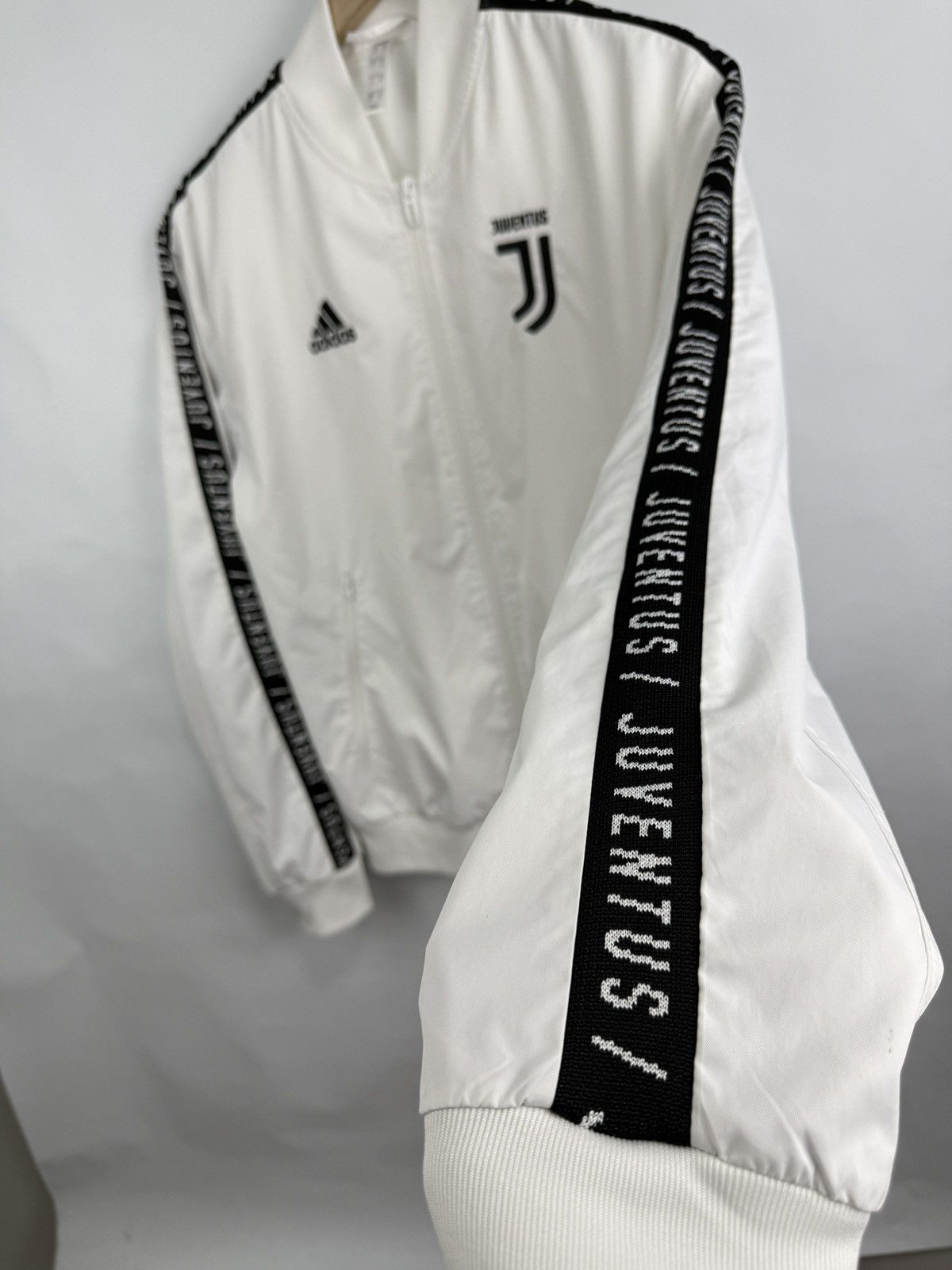Adidas 🇮🇹 Y2K Adidas Juventus Anthem Bomber Jacket 2019 Blokecore Size US S / EU 44-46 / 1 - 10 Thumbnail
