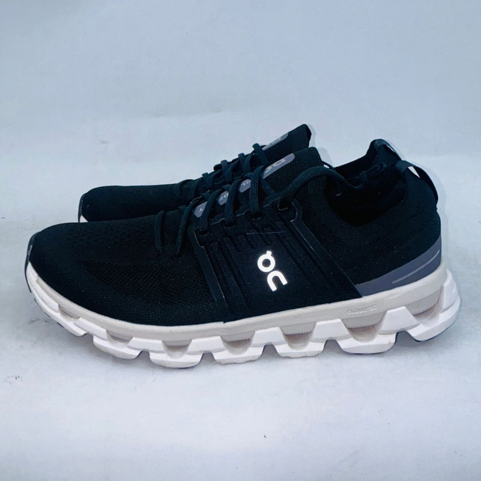 On ON-RUNNING MENS CLOUDSWIFT 3 "BLACK/WHITE SNEAKERS SIZE 10D Size US 10 / IT 40 - 4 Thumbnail