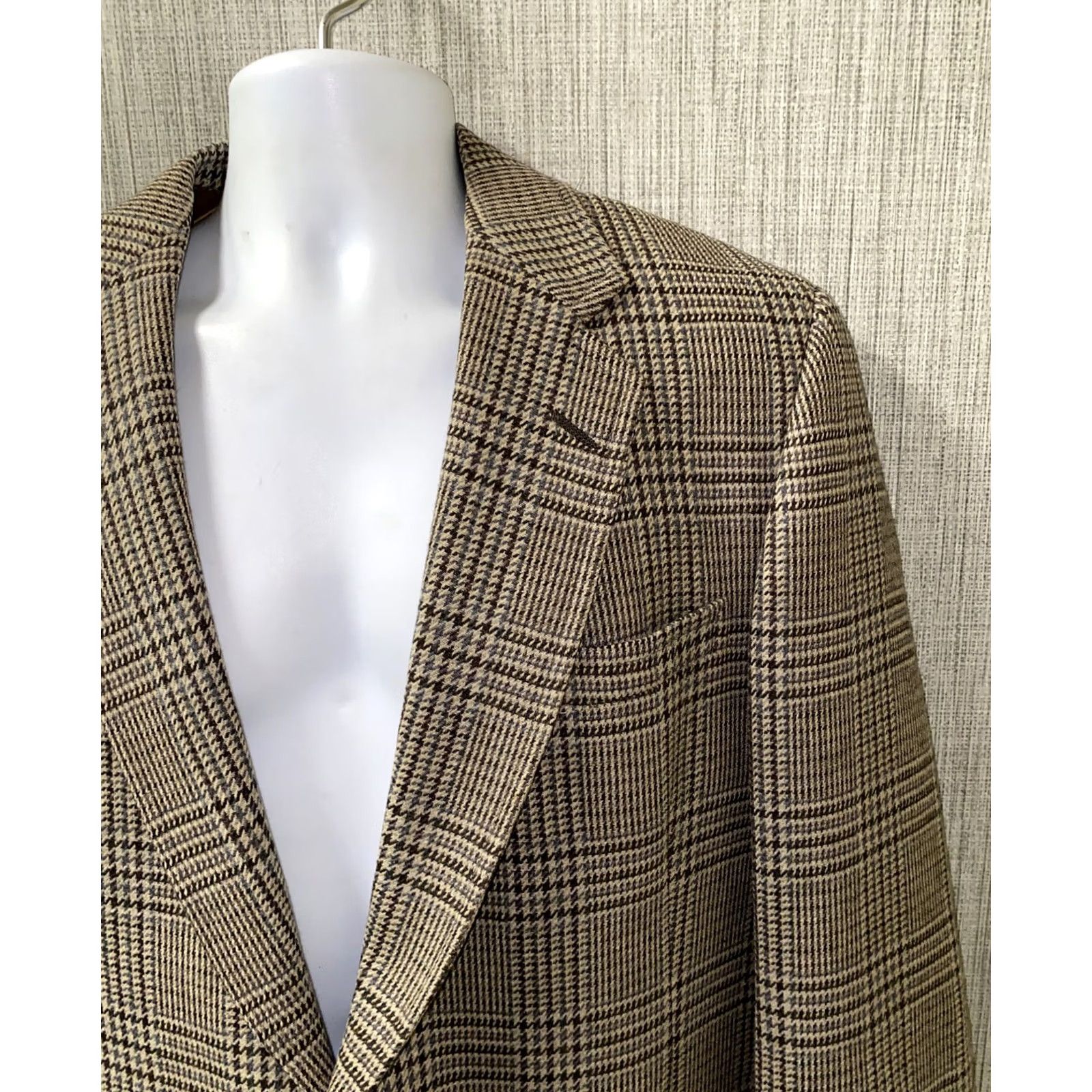Vintage Hart Schaffner And Marx Jack Nicklaus Mens Brown Plaid 2 Button Coat Size 44 Size US S / EU 44-46 / 1 - 2 Thumbnail