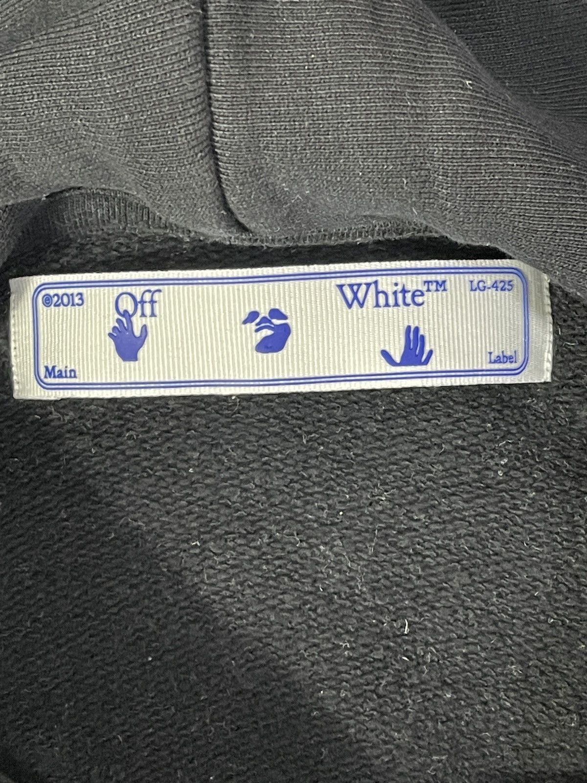 Off-White Off-White Caravaggio Print Hoodie Black Authentic Size US S / EU 44-46 / 1 - 8 Thumbnail