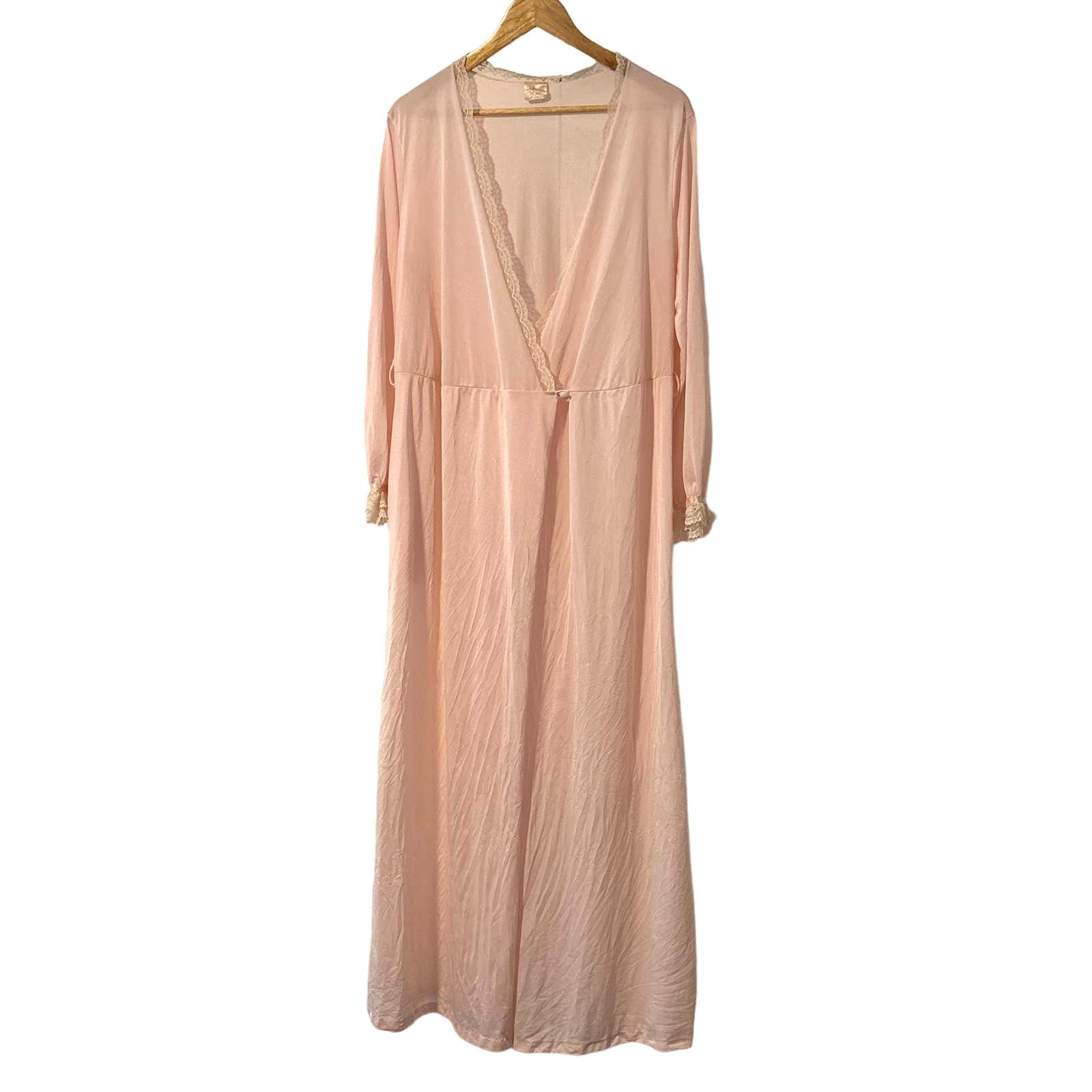 Avon Celli Softness Avon Vintage Pink Lace Long Sleeved Robe M/L 1980 Size ONE SIZE - 1 Thumbnail