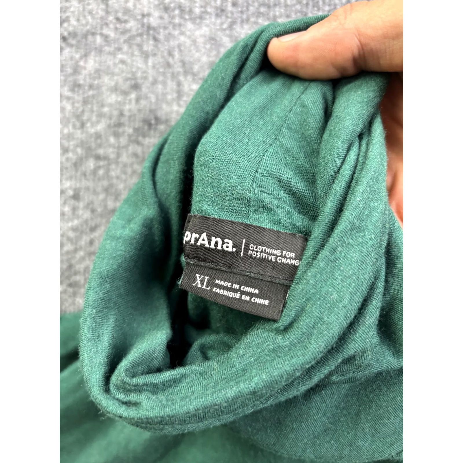 Prana prAna Shirt Womens XL Green Turtleneck Long Sleeve Jersey Top Stretch Size XL / US 12-14 / IT 48-50 - 5 Thumbnail
