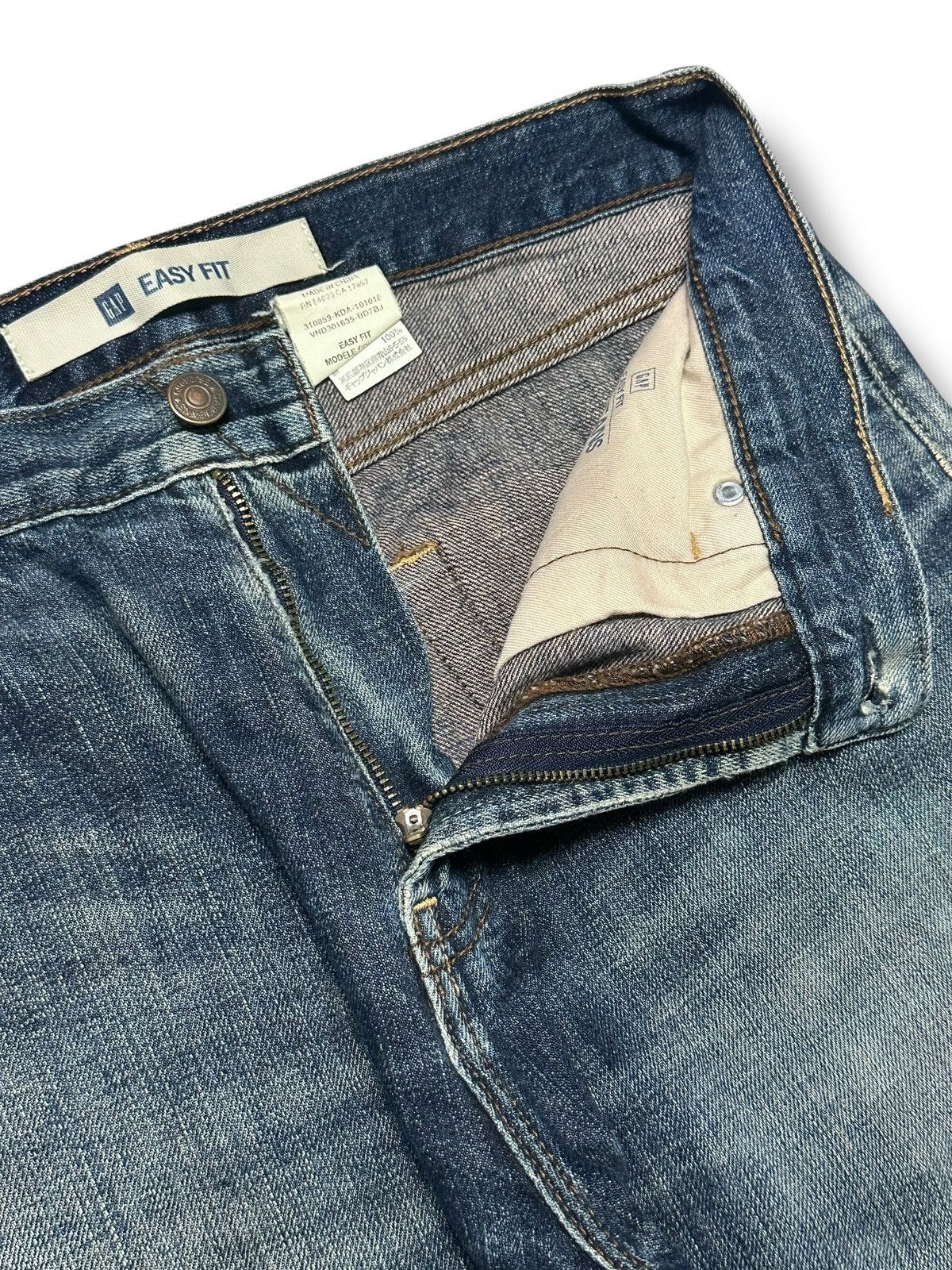 Gap GAP Vintage Straight Loose Distressed Jeans With Faded Wash Size US 31 - 10 Thumbnail