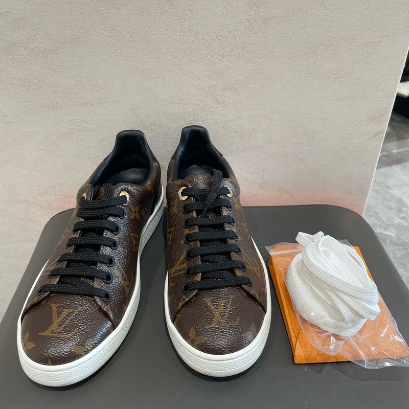 Louis Vuitton Louis Vuitton Frontrow Monogram Low-Top Sneakers 0079 Size US 8 / IT 38 - 1 Thumbnail