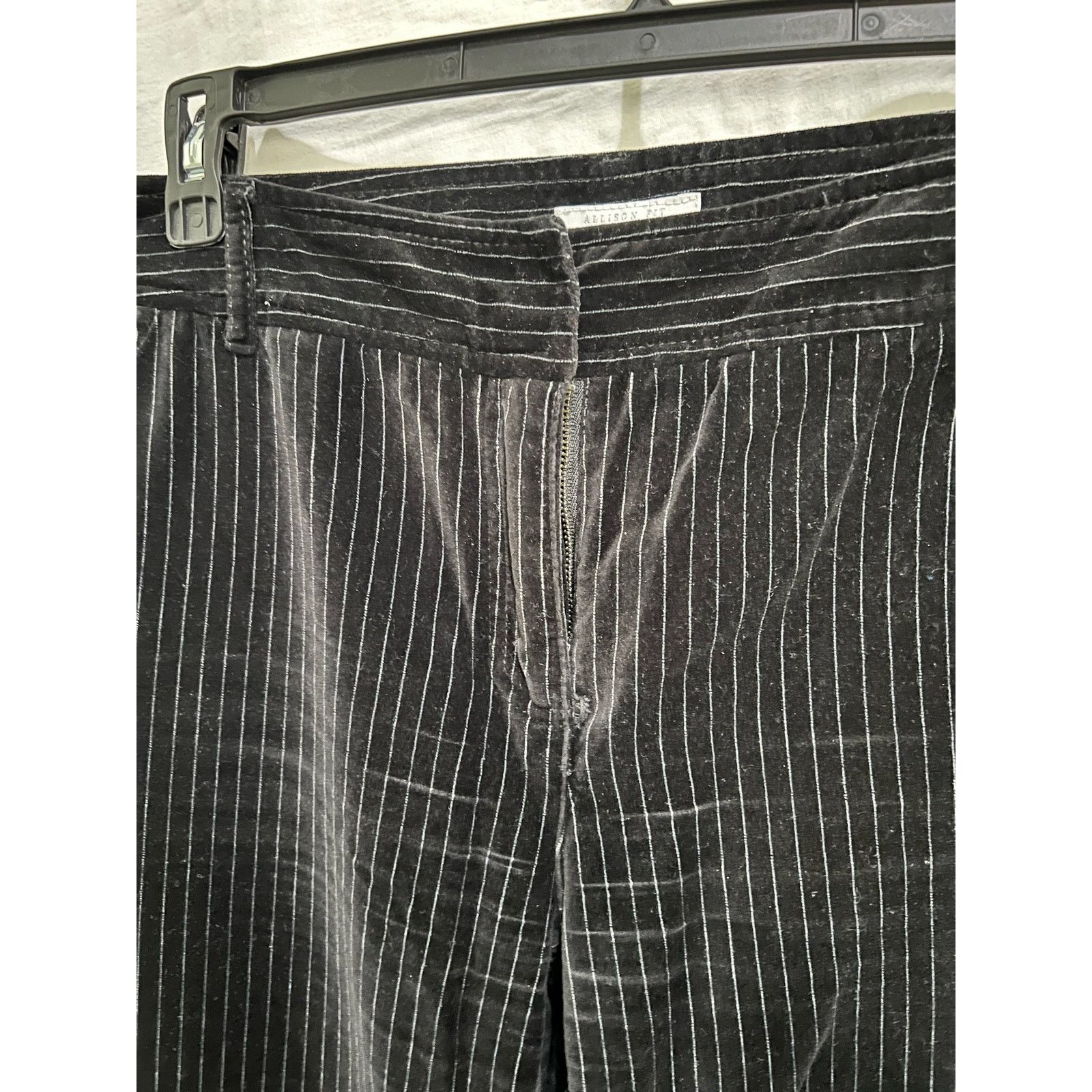 Charter Club Allison Fit Full Length Women's Black Warm Velour Pants EUC Size 30" / US 8 / IT 44 - 6 Thumbnail