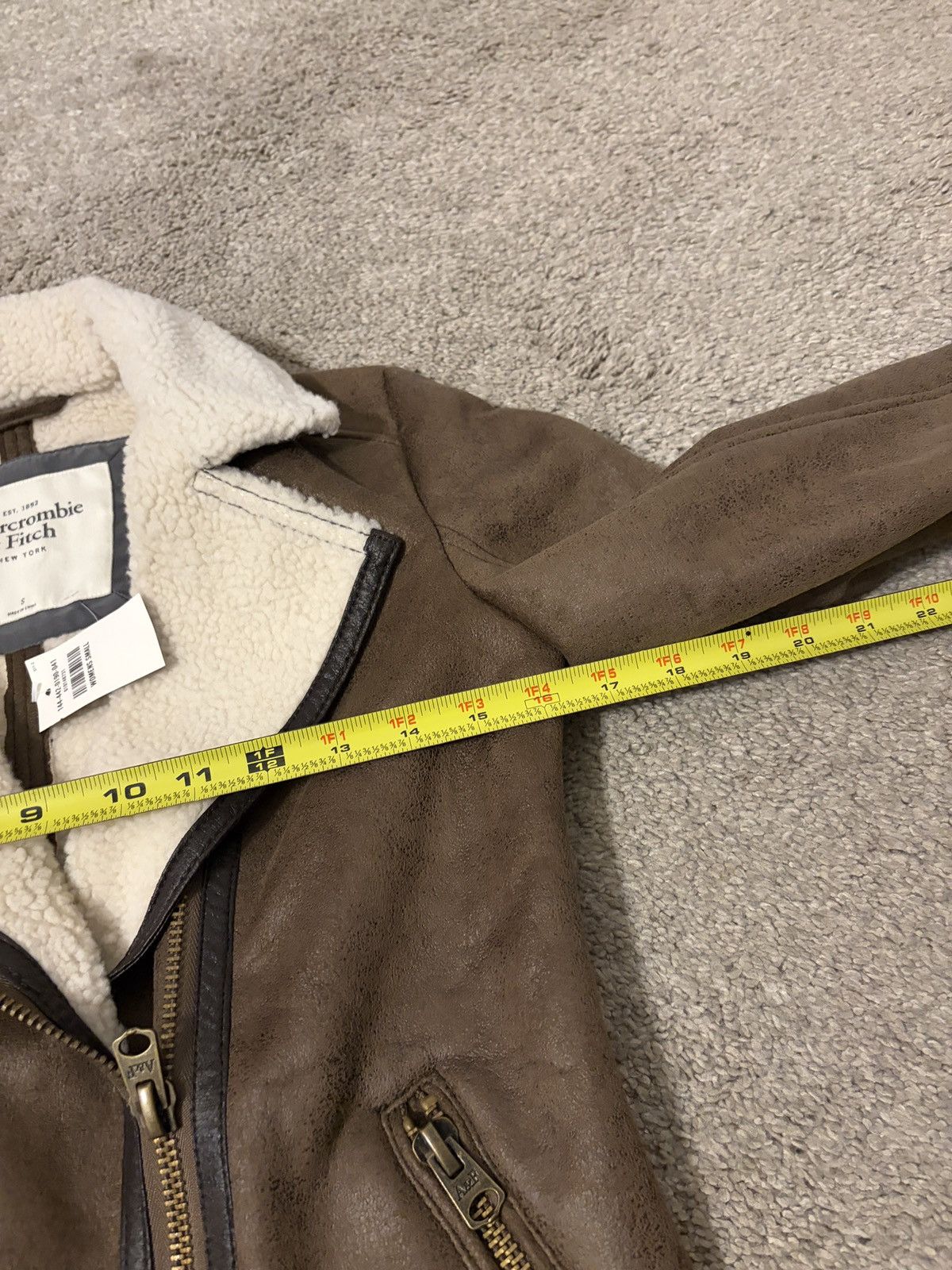 Abercrombie & Fitch Abercrombie Fitch Vegan Suede Leather Jacket Size Small Size S / US 4 / IT 40 - 7 Thumbnail