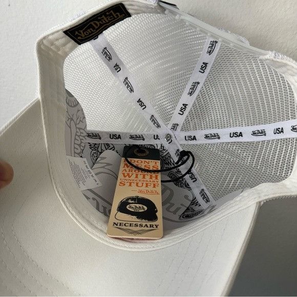 Designer × Von Dutch NWT VON DUTCH WHITE BLACK PATCH TRUCKER HAT Size ONE SIZE - 7 Thumbnail