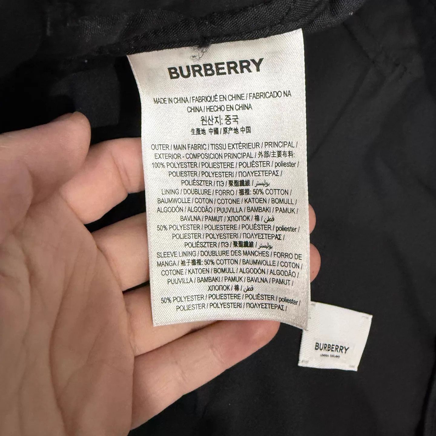 Burberry Burberry black check puffer jacket L mint Size L / US 10 / IT 46 - 4 Thumbnail