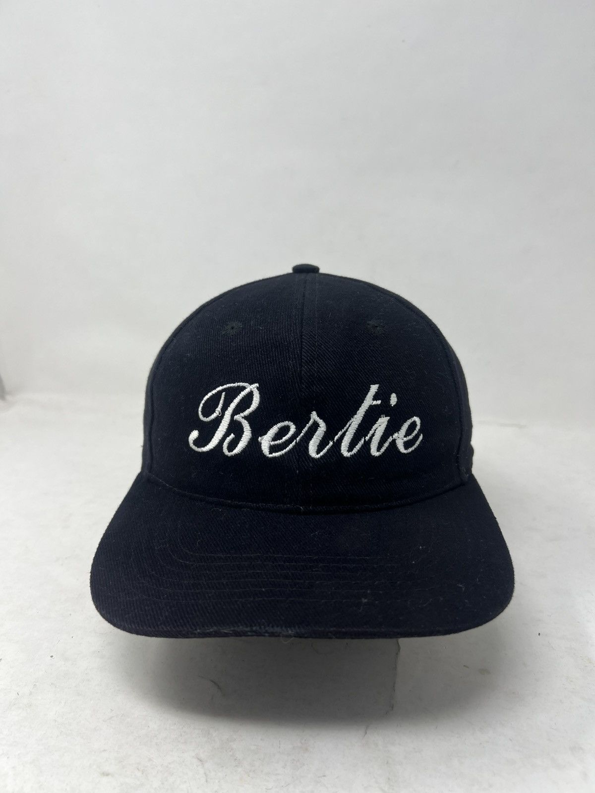 Japanese Brand Black Bestie Embroidered Hat Size ONE SIZE - 1 Thumbnail