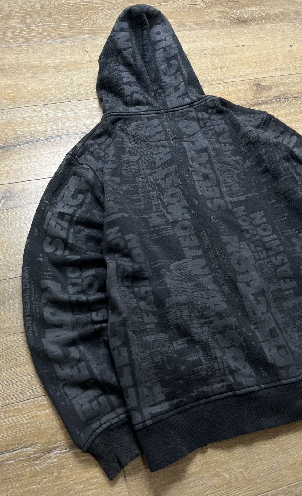Japanese Brand VTG JNCO STYLE ZIP HOODIE Size US M / EU 48-50 / 2 - 12 Thumbnail