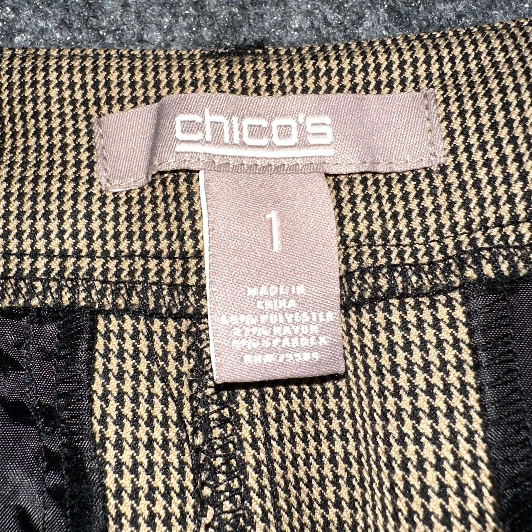 Vintage Chicos Pants Womens 8 Tan Black Trousers Herringbone Flat Front Straight Leg Dress Pants Size 30" / US 8 / IT 44 - 4 Thumbnail