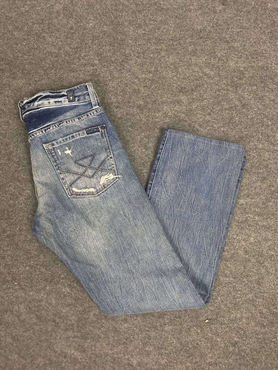 7 For All Mankind 7 for all mannkind standard cut distressed denim nice design Size US 32 / EU 48 - 1 Thumbnail