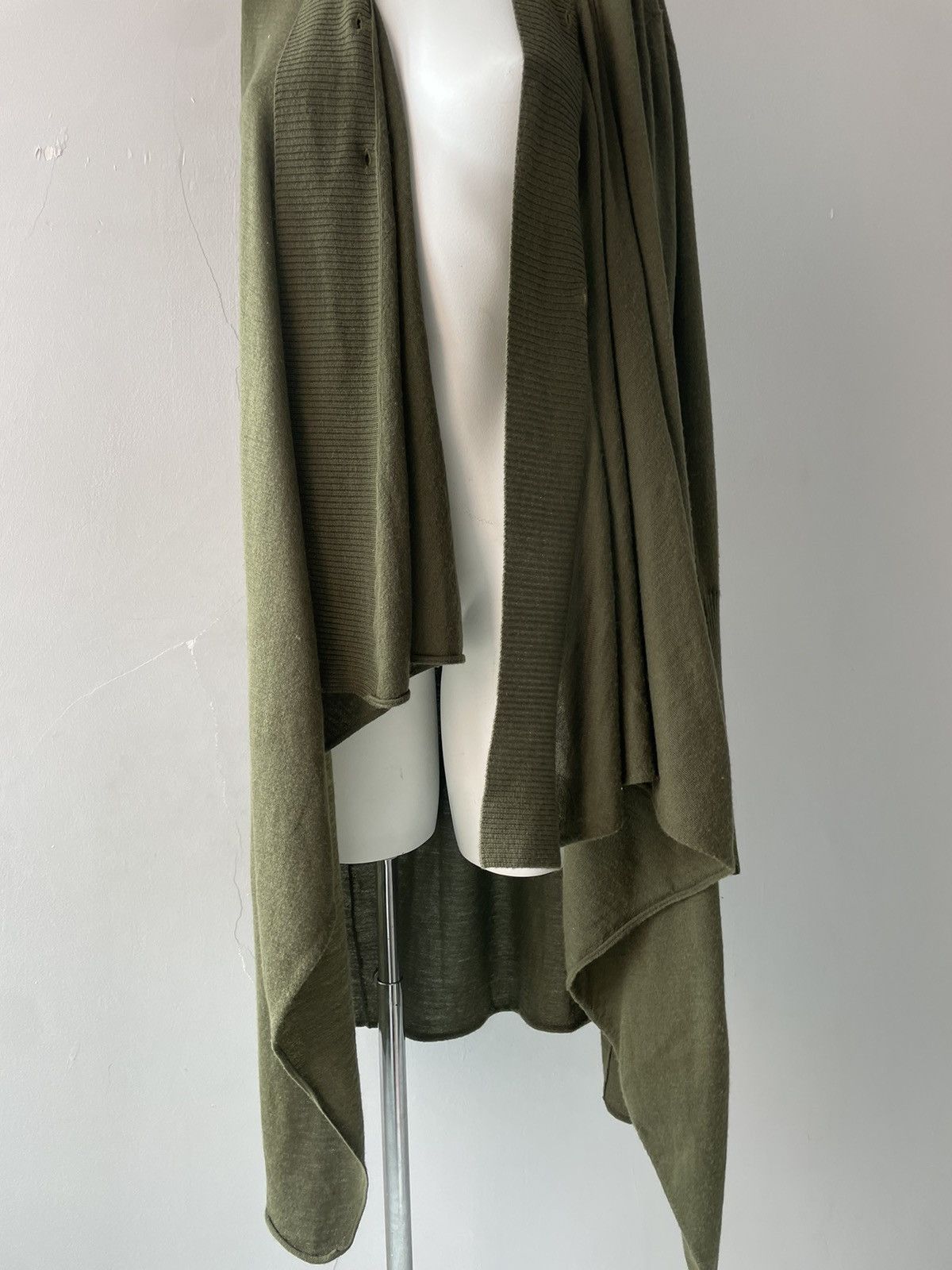 Alice + Olivia Alice+Olivia cardigan Size L / US 10 / IT 46 - 5 Thumbnail