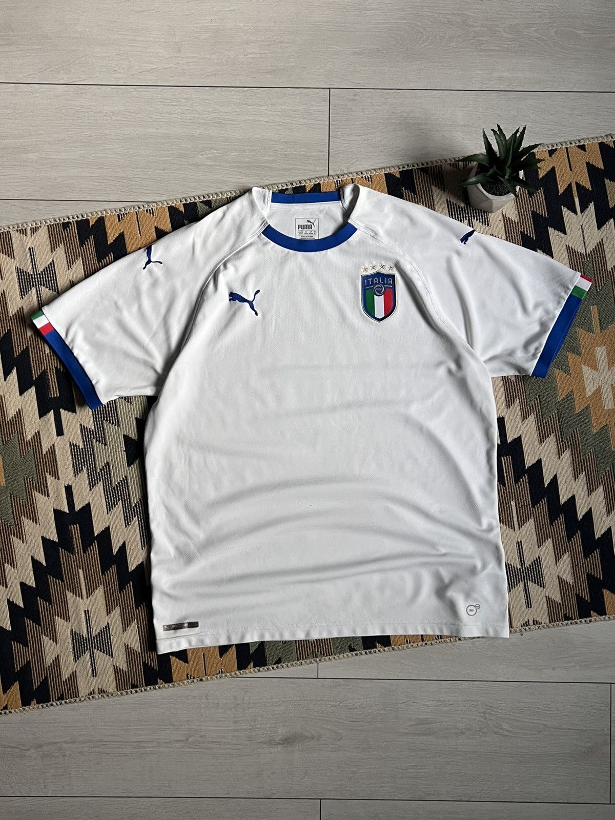 Puma × Vintage Vintage Puma Italy Blokecore Soccer Jersey Size US XL / EU 56 / 4 - 1 Thumbnail