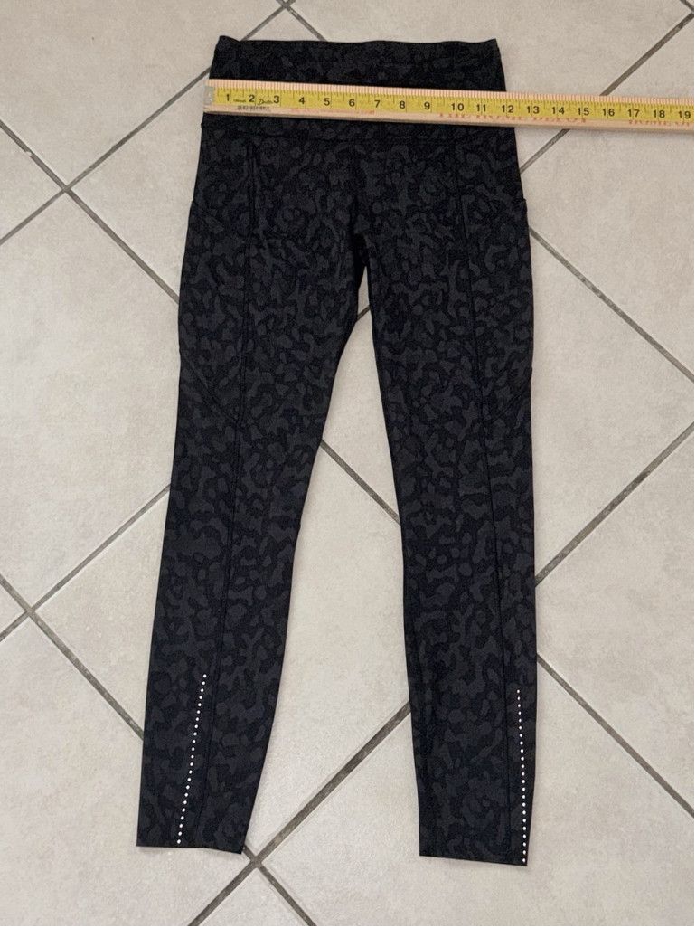 Lululemon LULULEMON F&F HR WITH POCKETS 23” LEGGING BLACK GREY SIZE 4 Size 27" / US 4 / IT 40 - 7 Thumbnail