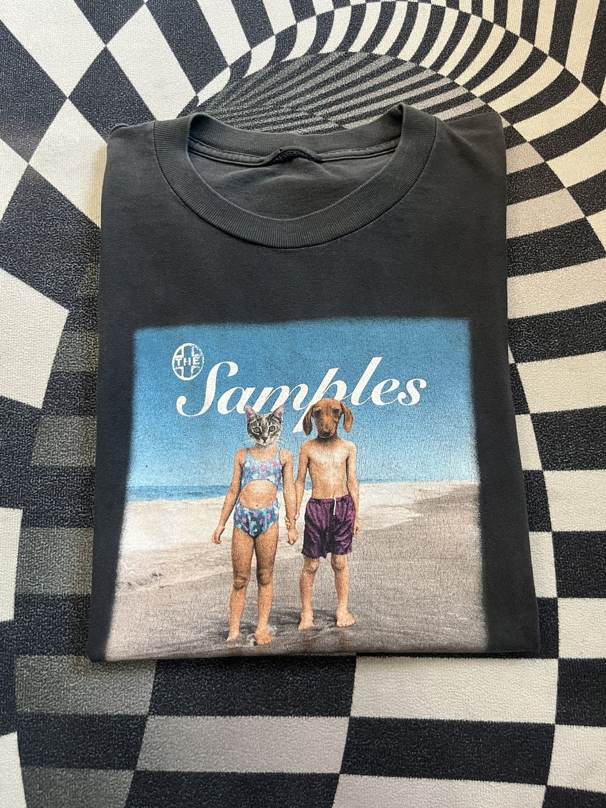 Band Tees Vintage The Samples OUTPOST Tour 1996’s Tshirt Size US XL / EU 56 / 4 - 1 Thumbnail