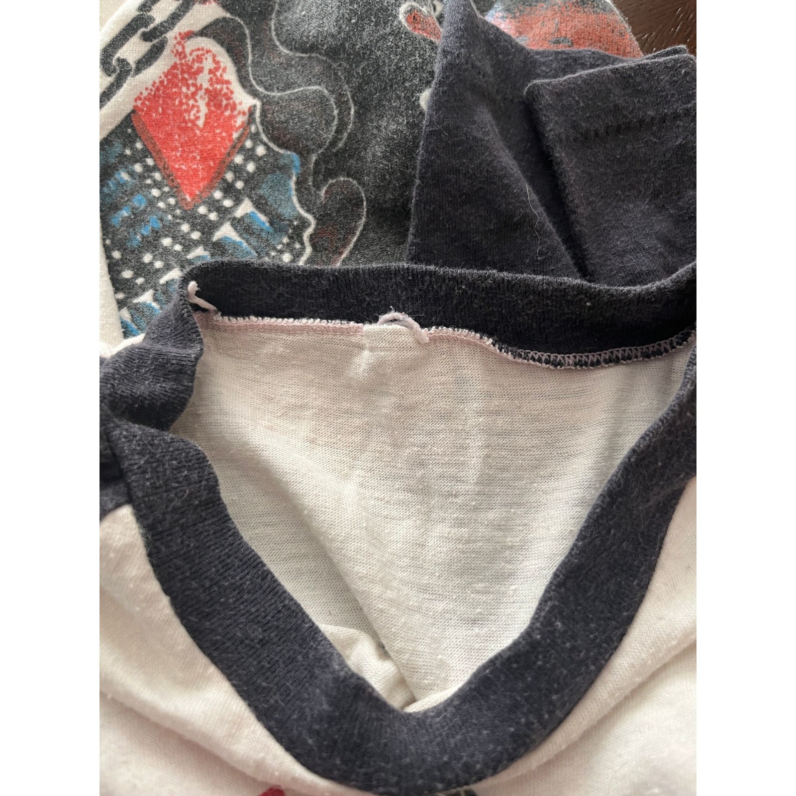 KISS AUTHENTIC 1979 KISS World Tour Dynasty Raglan Aucoin Niocua Size US M / EU 48-50 / 2 - 9 Thumbnail
