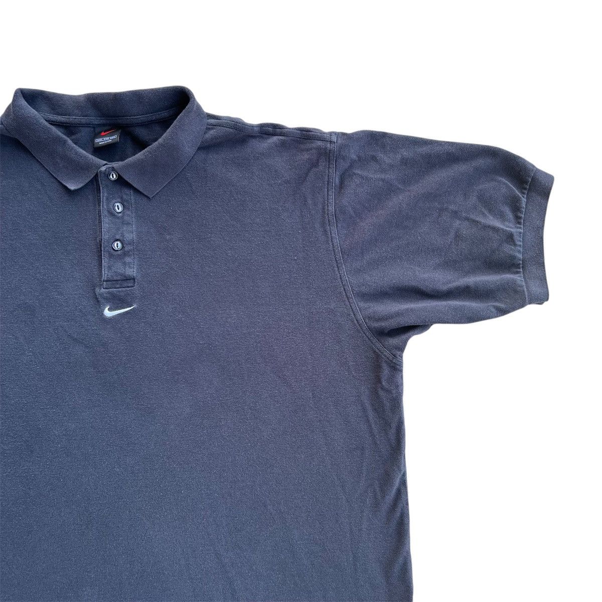 Nike Vintage Faded Black Nike Center Swoosh Polo Shirt Size XXL Size US XXL / EU 58 / 5 - 2 Thumbnail