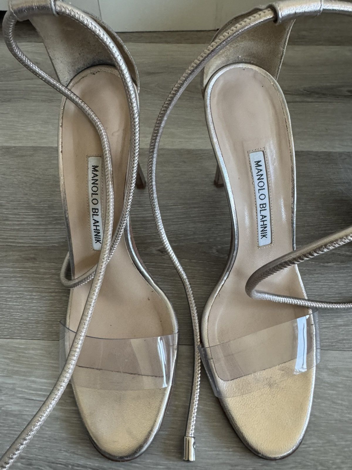 Manolo Blahnik Manolo blahnik heels with ties Size US 7 / IT 37 - 3 Thumbnail