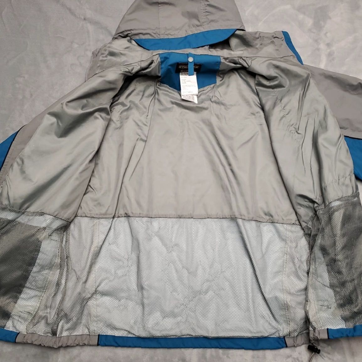 Vintage Stearns Rain Jacket Mens L Blue Outdoor Wind Breaker Waterproof Hooded Pockets Hiking Gorp Shirt? Size US L / EU 52-54 / 3 - 6 Thumbnail