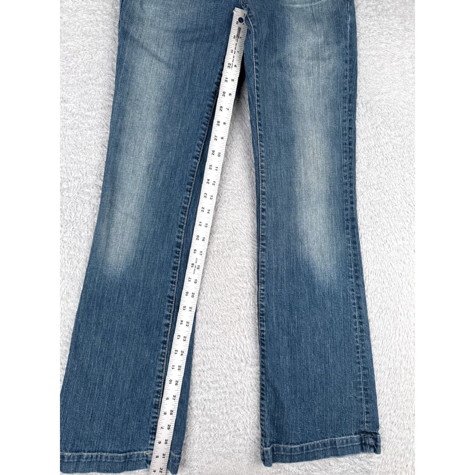 Gap VINTAGE Gap Jeans Womens Blue Bootcut Long And Lean 27x32 Jeans Distressed 100% Cotton Relaxed Regular US Made 2 XS? Size 26" / US 2 / IT 38 - 7 Thumbnail