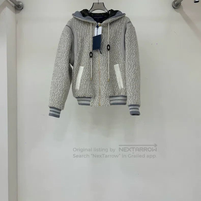 Louis Vuitton Louis Vuitton Grey and blue tweed jacket Size XXS / US 00 / IT 34 - 1 Thumbnail