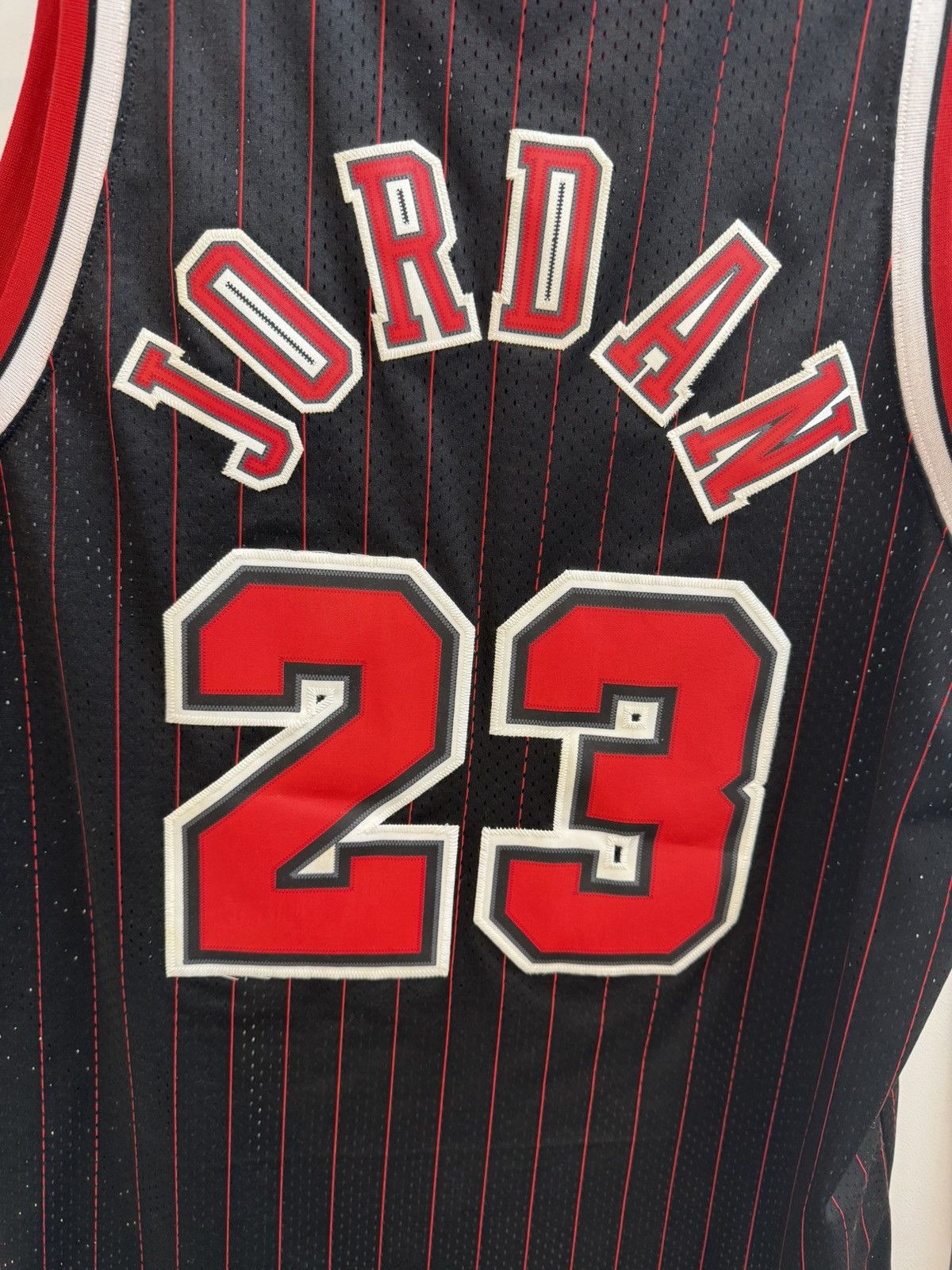 Nike Nike Chicago Bulls Michael Jordan SwingMan Jersey XL Size US XL / EU 56 / 4 - 2 Thumbnail