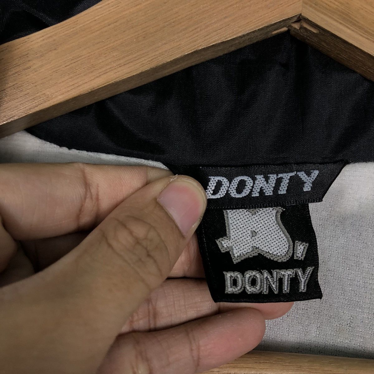 Japanese Brand 🔥90’s Vintage Skate Jacket Donty Big Logo Snap Button Size US M / EU 48-50 / 2 - 14 Thumbnail