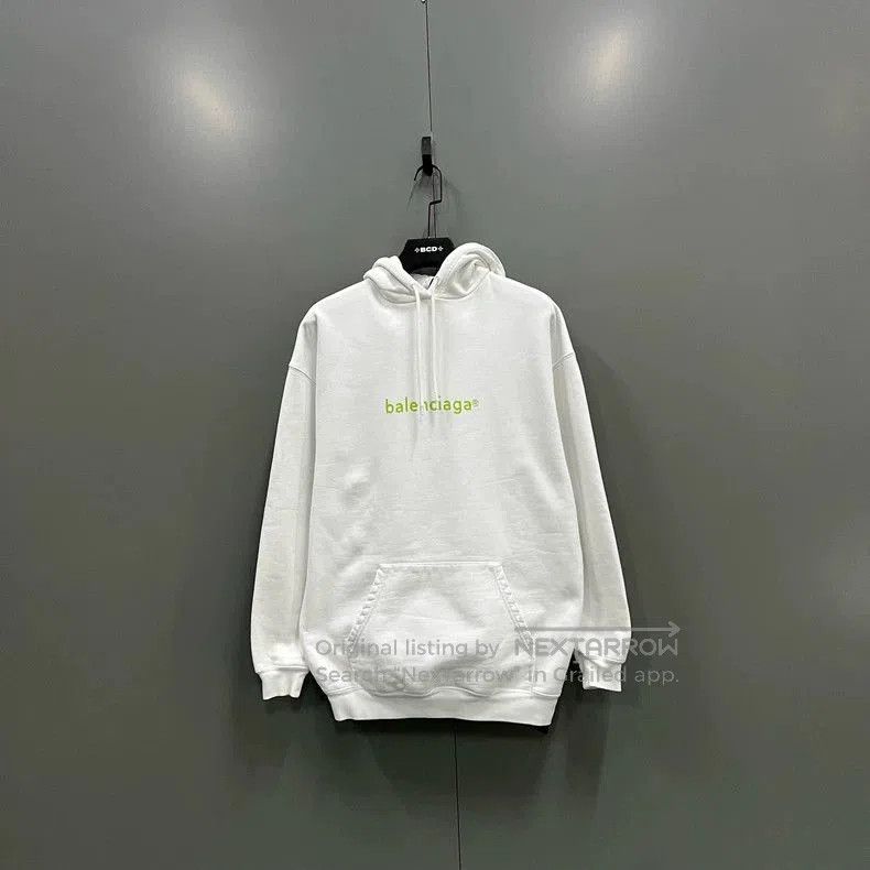 Balenciaga Balenciaga White Logo Print Hoodie XS. Size US XS / EU 42 / 0 - 1 Thumbnail